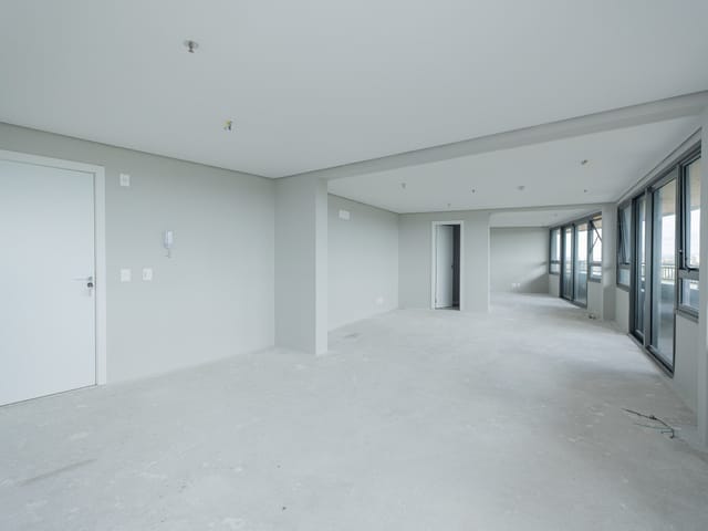 Sala com 93m², para alugar, no bairro Parque Una em Pelotas