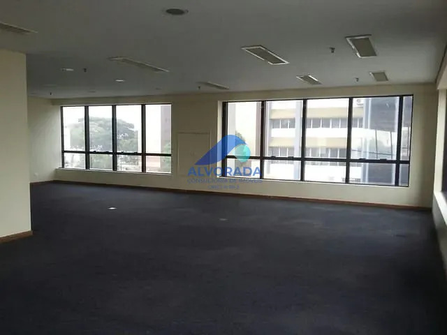 Sala para alugar, no bairro Centro em São José dos Campos