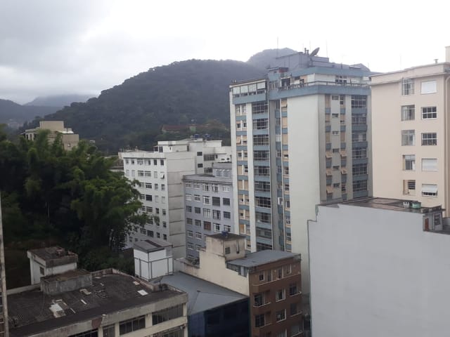 Sala para alugar, no bairro Centro em Petrópolis