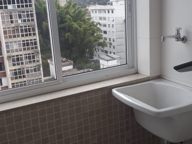 Sala para alugar, no bairro Centro em Petrópolis