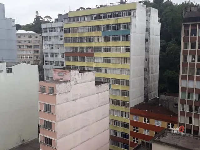 Sala para alugar, no bairro Centro em Petrópolis