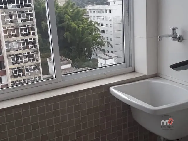 Sala para alugar, no bairro Centro em Petrópolis