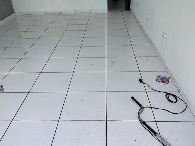 Sala para alugar, no bairro Padroeira em Osasco