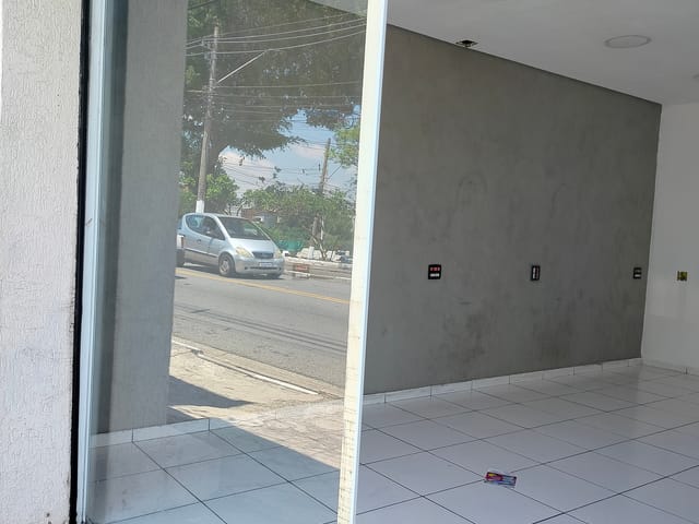 Sala para alugar, no bairro Padroeira em Osasco