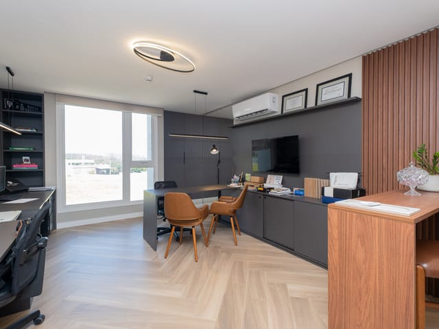 Sala à venda, no bairro Três Vendas em Pelotas