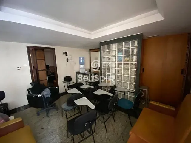 Sala para alugar, no bairro Centro em Niterói