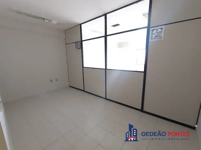Sala com 303m², para alugar, no bairro Pina em Recife
