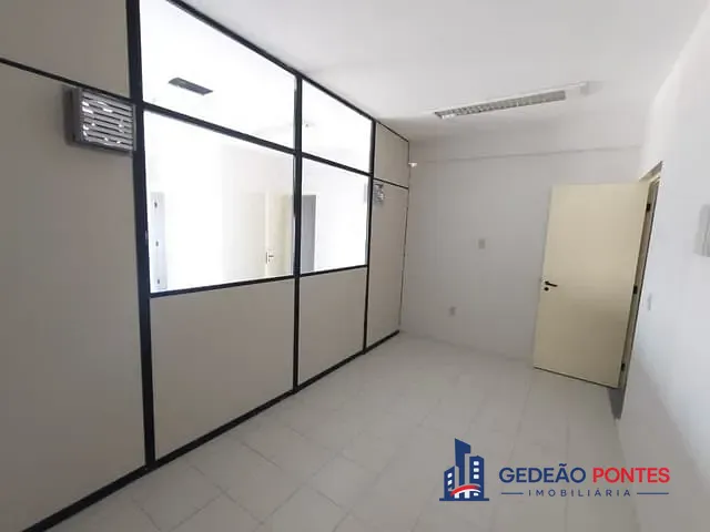 Sala com 303m², para alugar, no bairro Pina em Recife