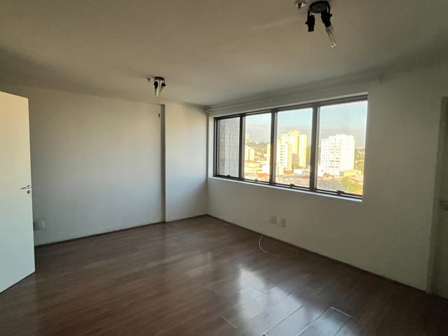 Sala com 37m², para alugar, no bairro Lapa em São Paulo