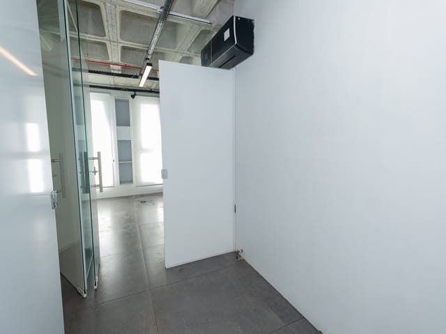 Foto do Sala - Sala comercial para locação no Art Home & Work Quartier, ideal para escritório ou consultório, com ótima localização e estrutura moderna e segura | UP Imóveis