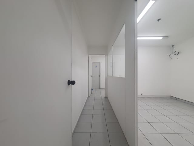 Sala com 77m², para alugar, no bairro Lapa em São Paulo