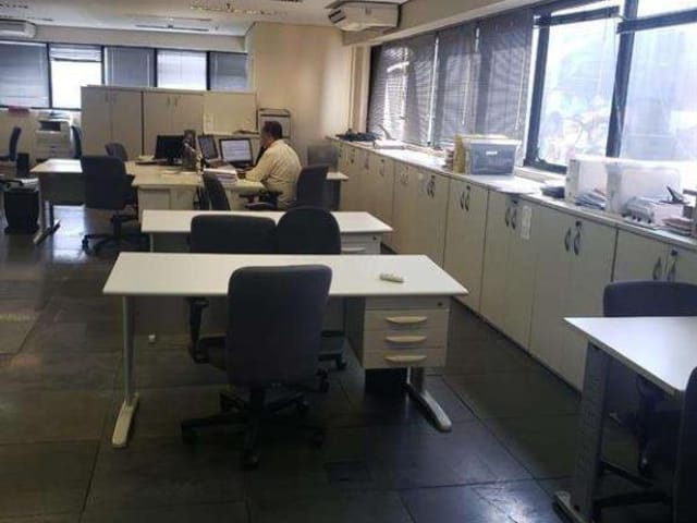 Sala à venda, no bairro Mirandópolis em São Paulo