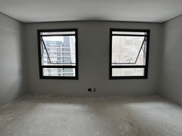 Sala com 38m², à venda ou para alugar, no bairro São Gonçalo em Pelotas
