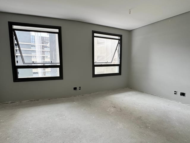 Sala com 38m², à venda ou para alugar, no bairro São Gonçalo em Pelotas