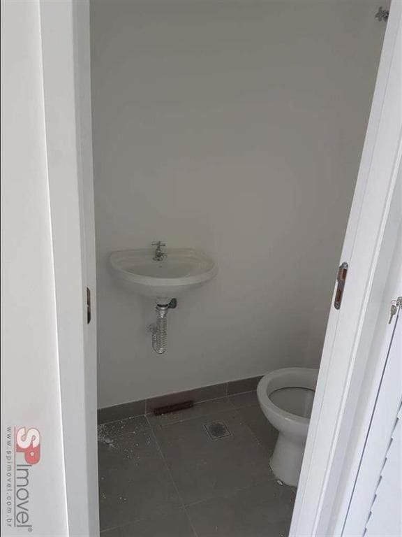 Sala à venda, no bairro Cerqueira César em São Paulo
