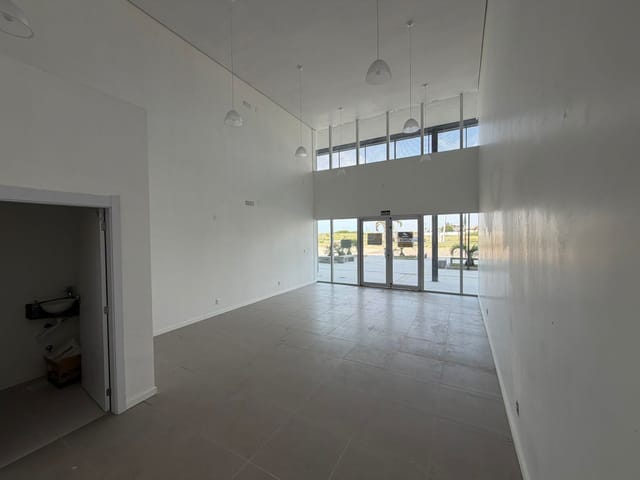 Sala à venda, no bairro Cassino em Rio Grande