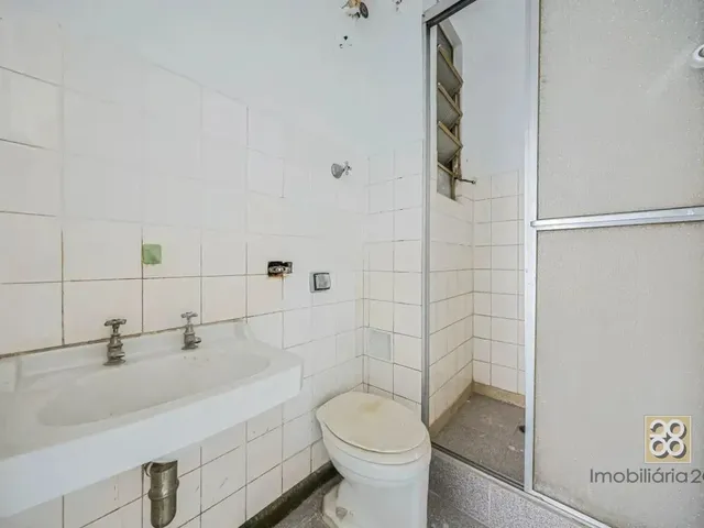 Sala à venda, no bairro Centro em Curitiba