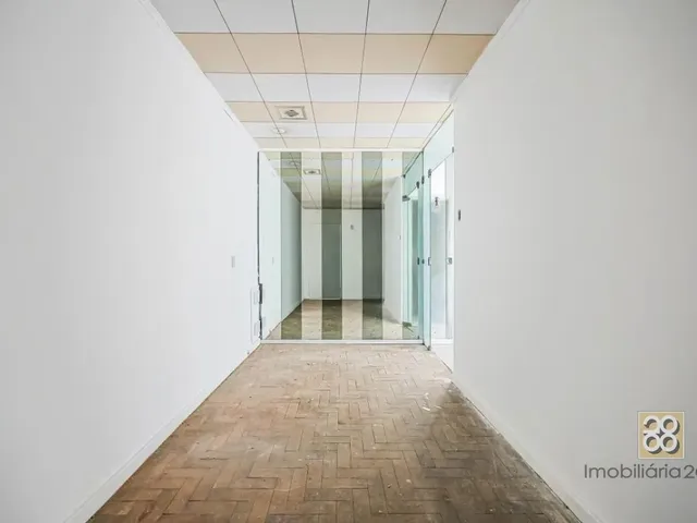 Sala à venda, no bairro Centro em Curitiba