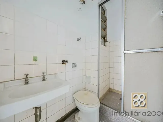 Sala à venda, no bairro Centro em Curitiba