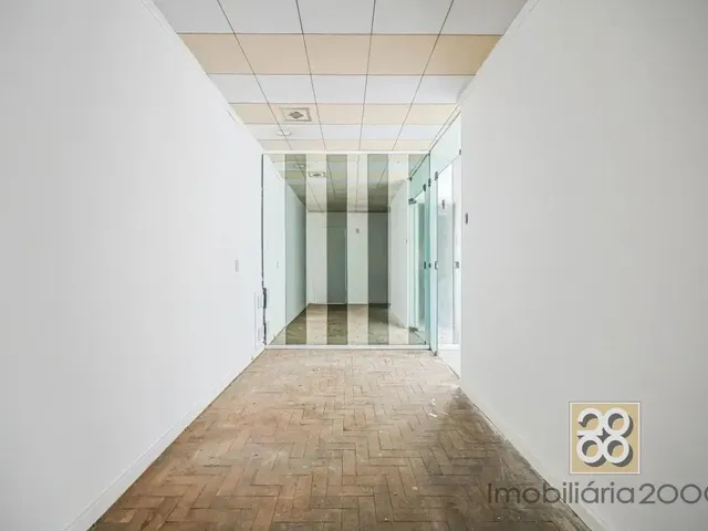 Sala à venda, no bairro Centro em Curitiba