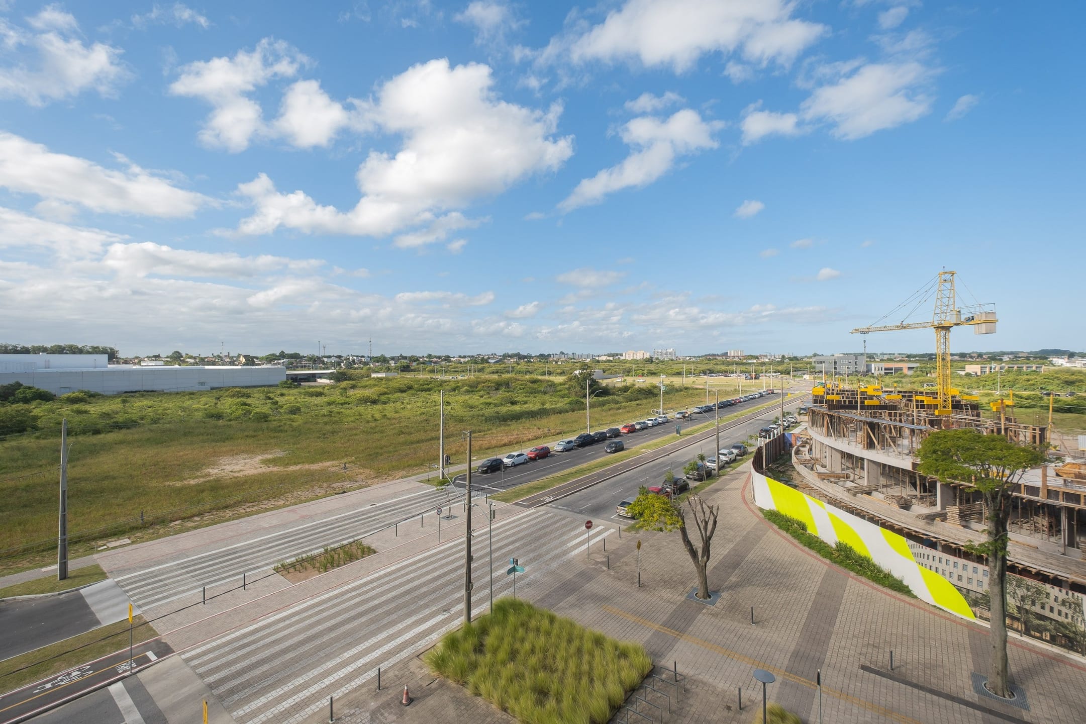 Sala comercial disponível para locação no Parque Una em Pelotas RS com excelente localização e infraestrutura moderna - 9