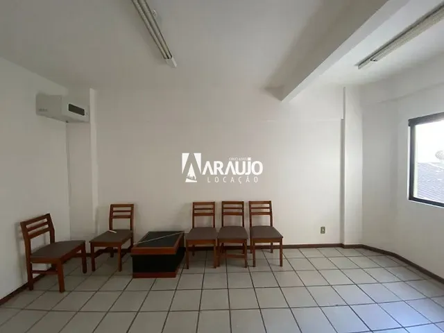 Sala para alugar, no bairro Centro em Itajaí