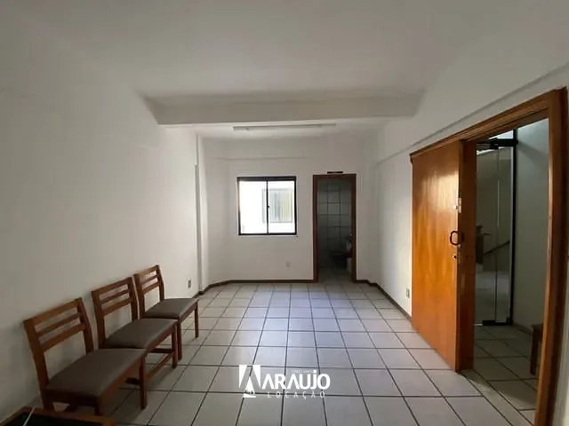 Sala para alugar, no bairro Centro em Itajaí