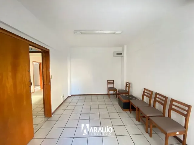 Sala para alugar, no bairro Centro em Itajaí