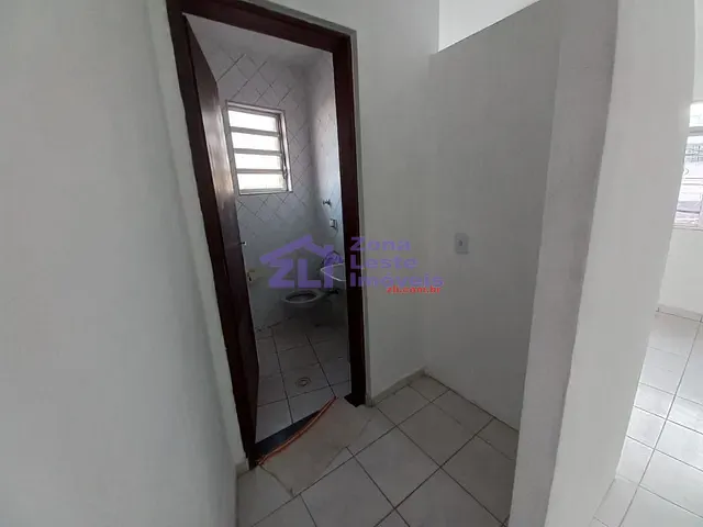 Sala com 24m², para alugar, no bairro Vila Formosa em São Paulo