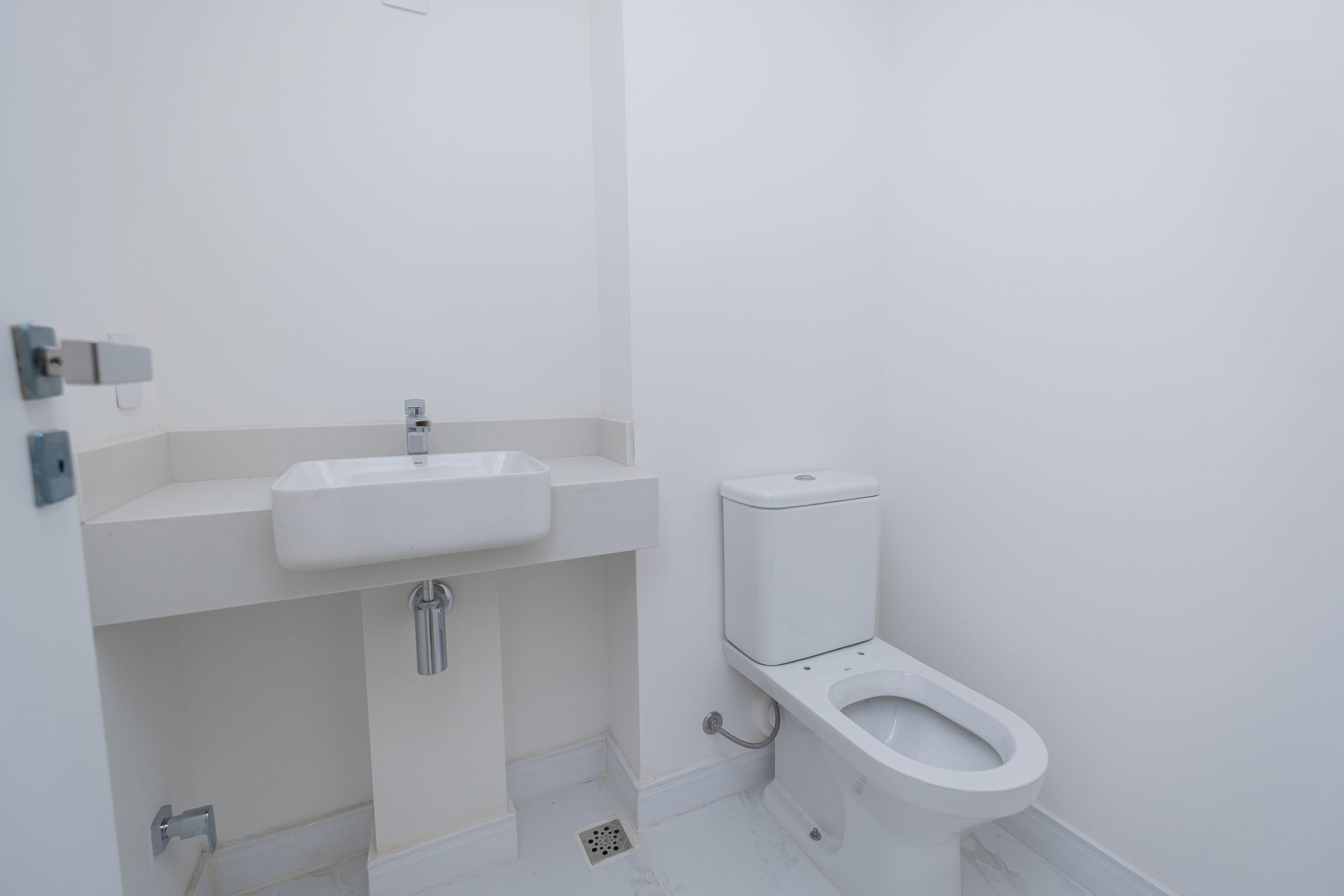 Sala comercial à venda no Zabaleta Office, Zona Norte de Pelotas - 39 m², face sudoeste e infraestrutura completa. - 9