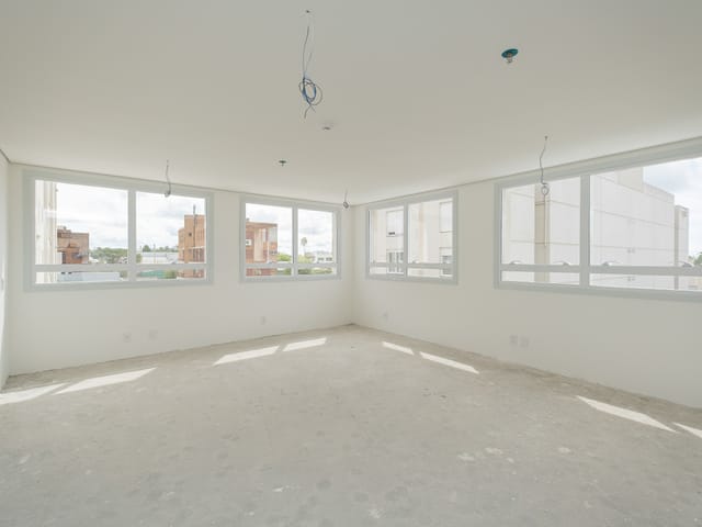 Sala à venda, no bairro Centro em Pelotas