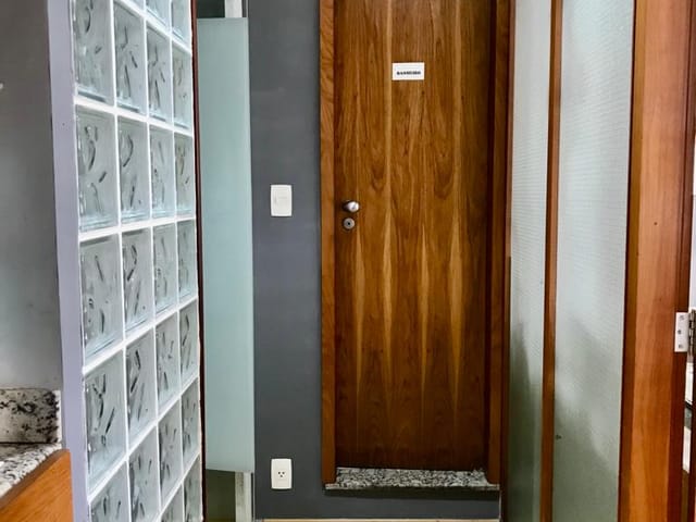 Sala à venda, no bairro Centro em Petrópolis