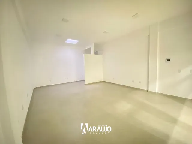 Sala com 39m², para alugar, no bairro Centro em Itajaí