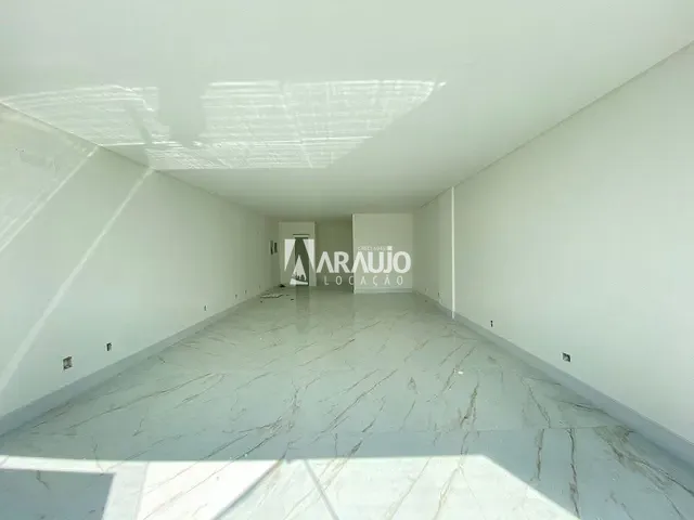 Sala para alugar, no bairro Centro em Itajaí