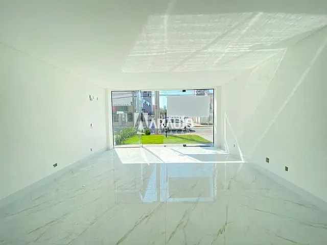 Sala para alugar, no bairro Centro em Itajaí