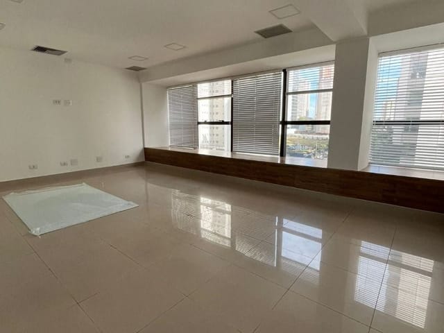 Foto do Sala - GENÉVE - R$ 3.200.000 - Sala à venda, 6 Salas, 5 Banheiros, 316m², 6 Vagas, Gleba Palhano, Londrina, PR. | Human Imóveis