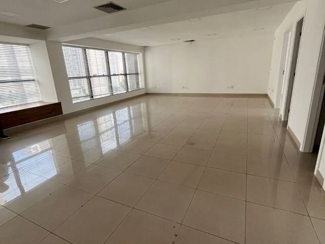 Foto do Sala - GENÉVE - R$ 3.200.000 - Sala à venda, 6 Salas, 5 Banheiros, 316m², 6 Vagas, Gleba Palhano, Londrina, PR. | Human Imóveis