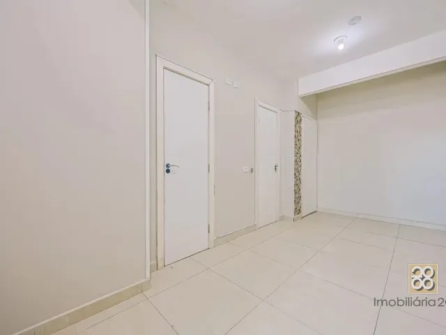 Sala à venda, no bairro Centro em Curitiba