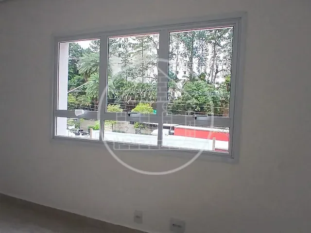 Sala com 38m², para alugar, no bairro Jardim Marajoara em São Paulo