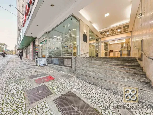 Sala à venda, no bairro Centro em Curitiba