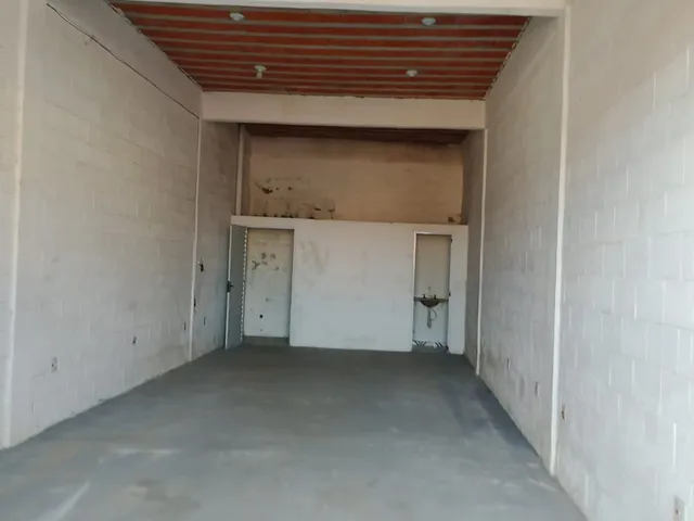 Sala com 71m², para alugar, no bairro Colina (Caucaia do Alto) em Cotia