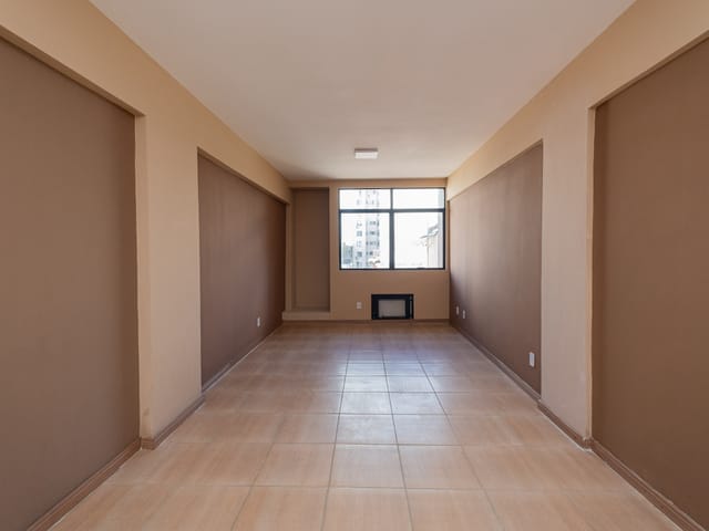 Sala para alugar, no bairro Centro em Pelotas