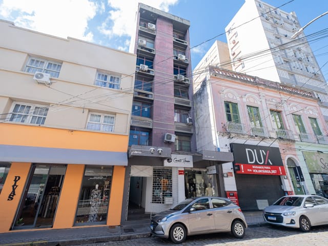 Sala para alugar, no bairro Centro em Pelotas