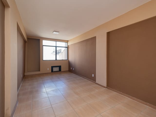 Sala para alugar, no bairro Centro em Pelotas