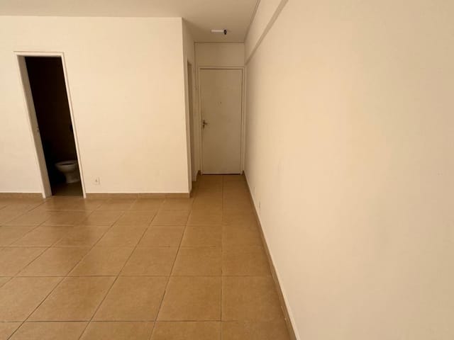 Sala à venda, no bairro Centro em Petrópolis