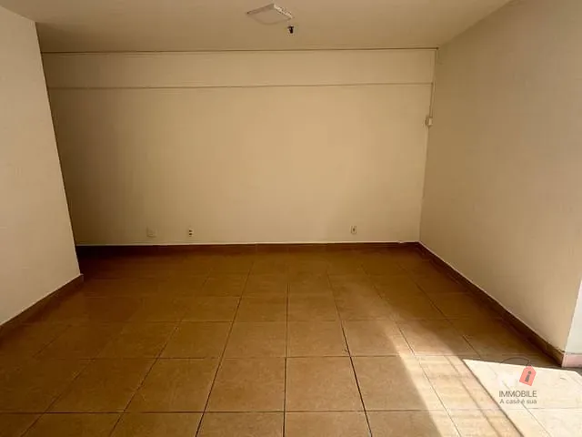 Sala à venda, no bairro Centro em Petrópolis