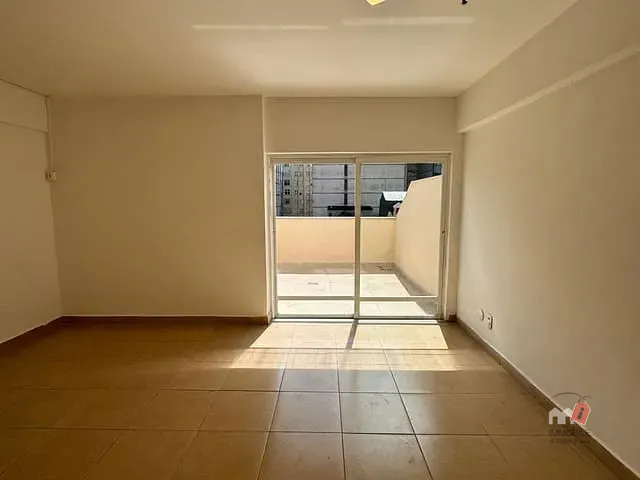 Sala à venda, no bairro Centro em Petrópolis