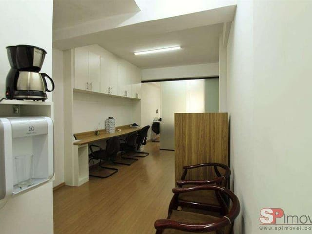 Sala à venda, no bairro Centro Histórico de São Paulo em São Paulo