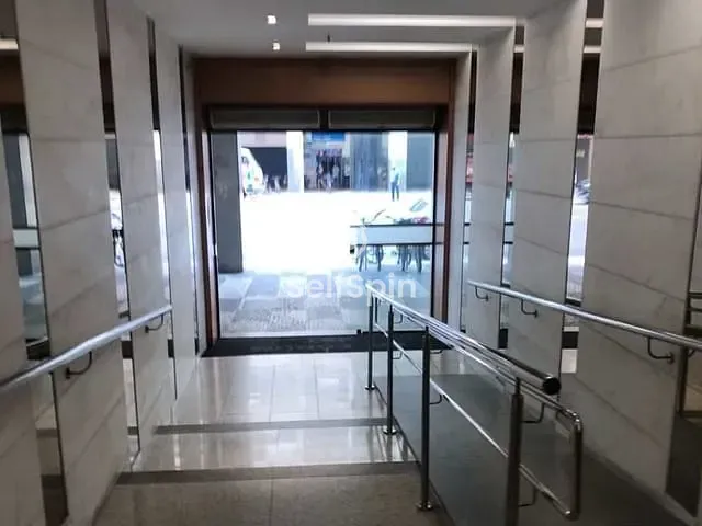 Sala para alugar, no bairro Centro em Niterói