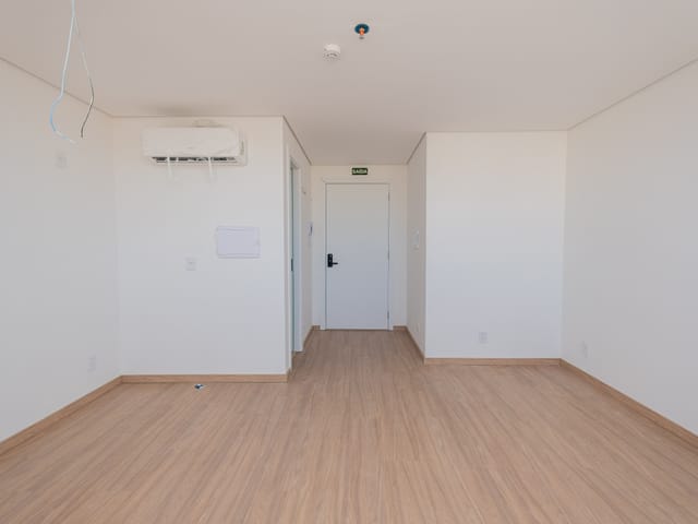 Sala com 54m², para alugar, no bairro Centro em Pelotas
